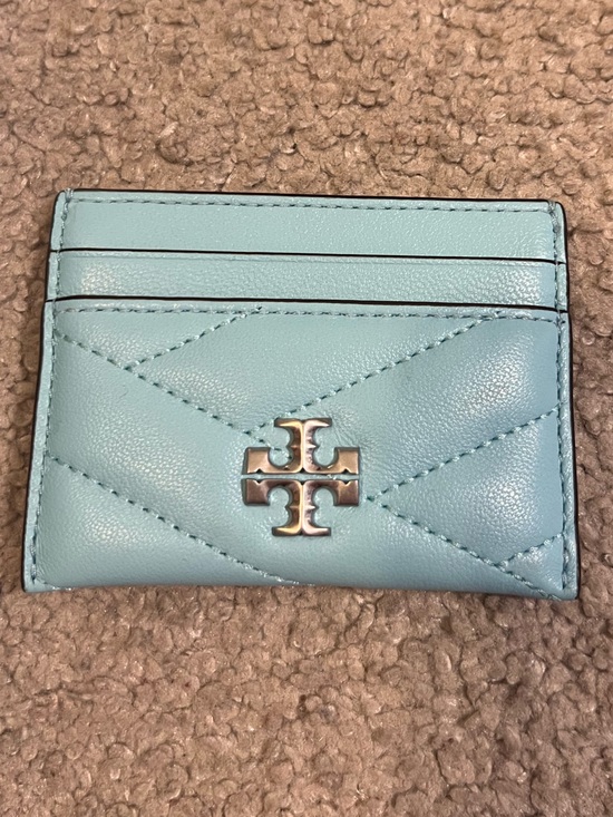 Tory Burch Accessories - Tory Burch Quilted Card Case in Light Blue with Silver Logo